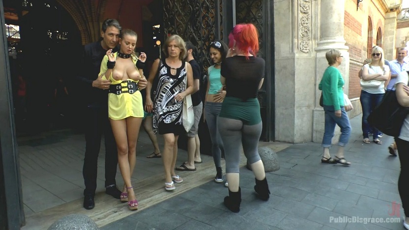 Proxy Paige, Carolina Abril And Candy Alexa